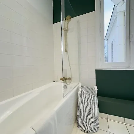 Beau T2 - Centre & Parking