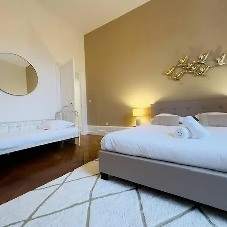 Beau T2 - Centre & Parking