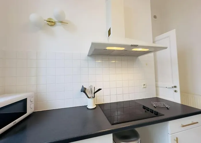 Beau T2 - Centre & Parking Tours