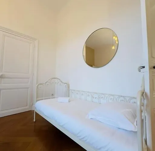 Beau T2 - Centre & Parking Appartement *