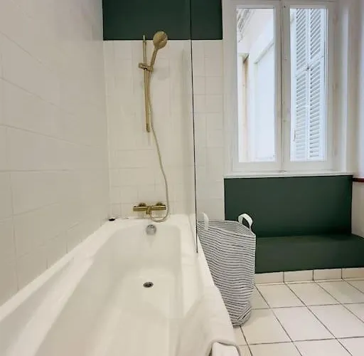 Appartement Beau T2 - Centre & Parking Tours