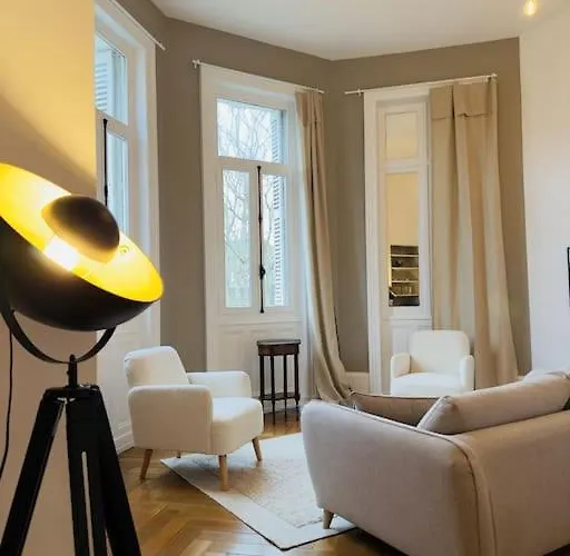 Beau T2 - Centre & Parking