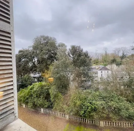 Beau T2 - Centre & Parking *